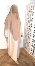 Charger l'image dans la galerie, Ensemble abaya papillon & khimar 3 voiles soie de medine Sara mastoura