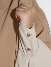 Charger l'image dans la galerie, Ensemble abaya papillon & khimar 3 voiles soie de medine Sara mastoura