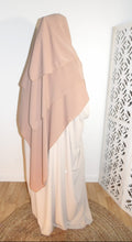Charger l'image dans la galerie, Ensemble abaya papillon & khimar 3 voiles soie de medine Sara mastoura