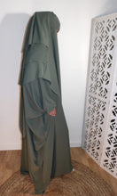 Charger l'image dans la galerie, Ensemble abaya papillon & khimar 3 voiles soie de medine Sara mastoura