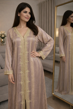 Charger l'image dans la galerie, Caftan marocain Jawhara avec sfifa dorée – Mariage, Aïd, cérémonie