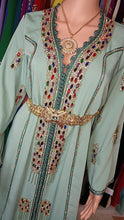 Laden Sie das Bild in den Galerie-Viewer, Caftan Lila