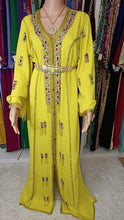 Laden Sie das Bild in den Galerie-Viewer, Caftan Lila