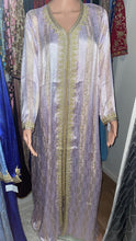 Charger l'image dans la galerie, Caftan marocain Jawhara avec sfifa dorée – Mariage, Aïd, cérémonie