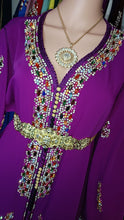 Laden Sie das Bild in den Galerie-Viewer, Caftan Lila