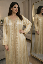 Charger l'image dans la galerie, Caftan marocain Jawhara avec sfifa dorée – Mariage, Aïd, cérémonie